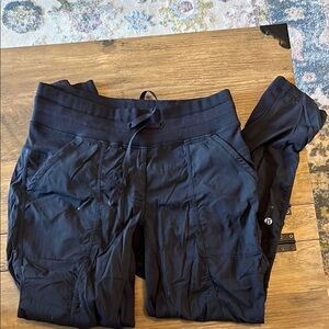 Lululemon street to studio joggers